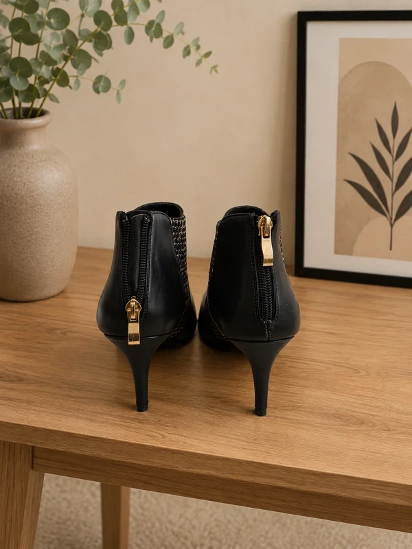 zapatos botines de tacón negro y beige 🌹40🌹 – photo 4